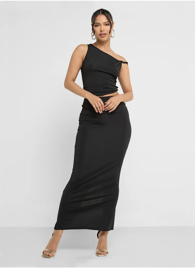 جينجر Assymetric Top & Tube Skirt Set