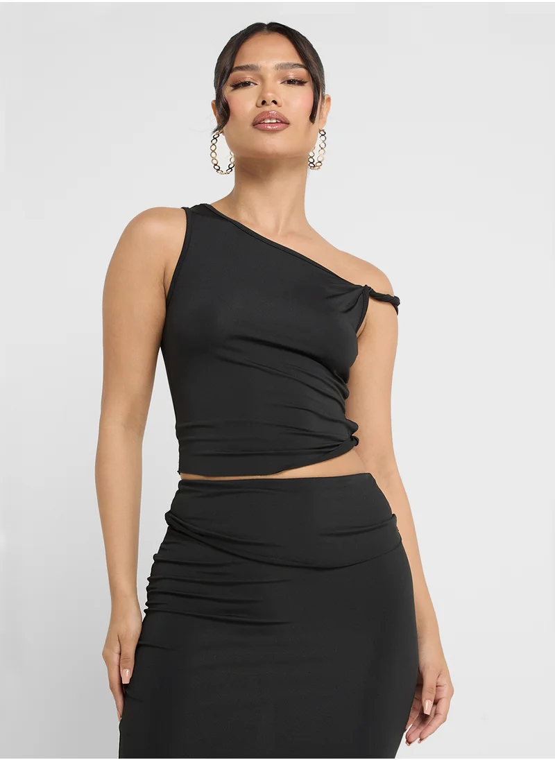 جينجر Assymetric Top & Tube Skirt Set