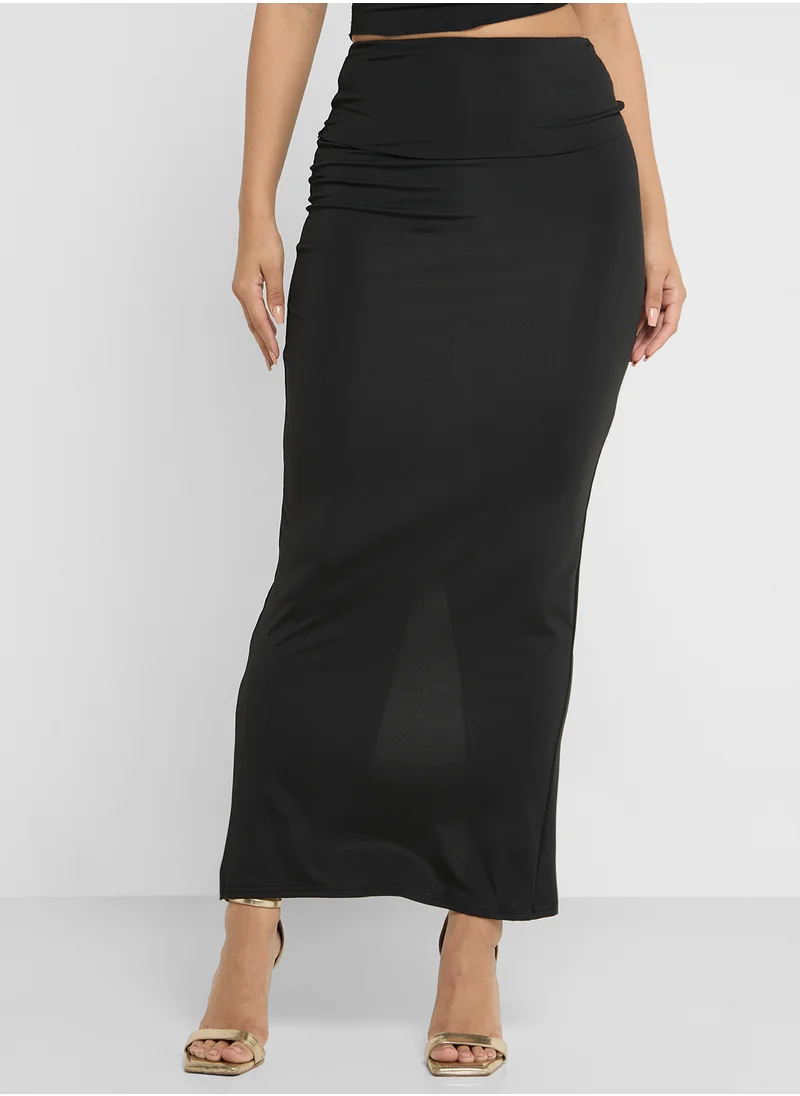 جينجر Assymetric Top & Tube Skirt Set