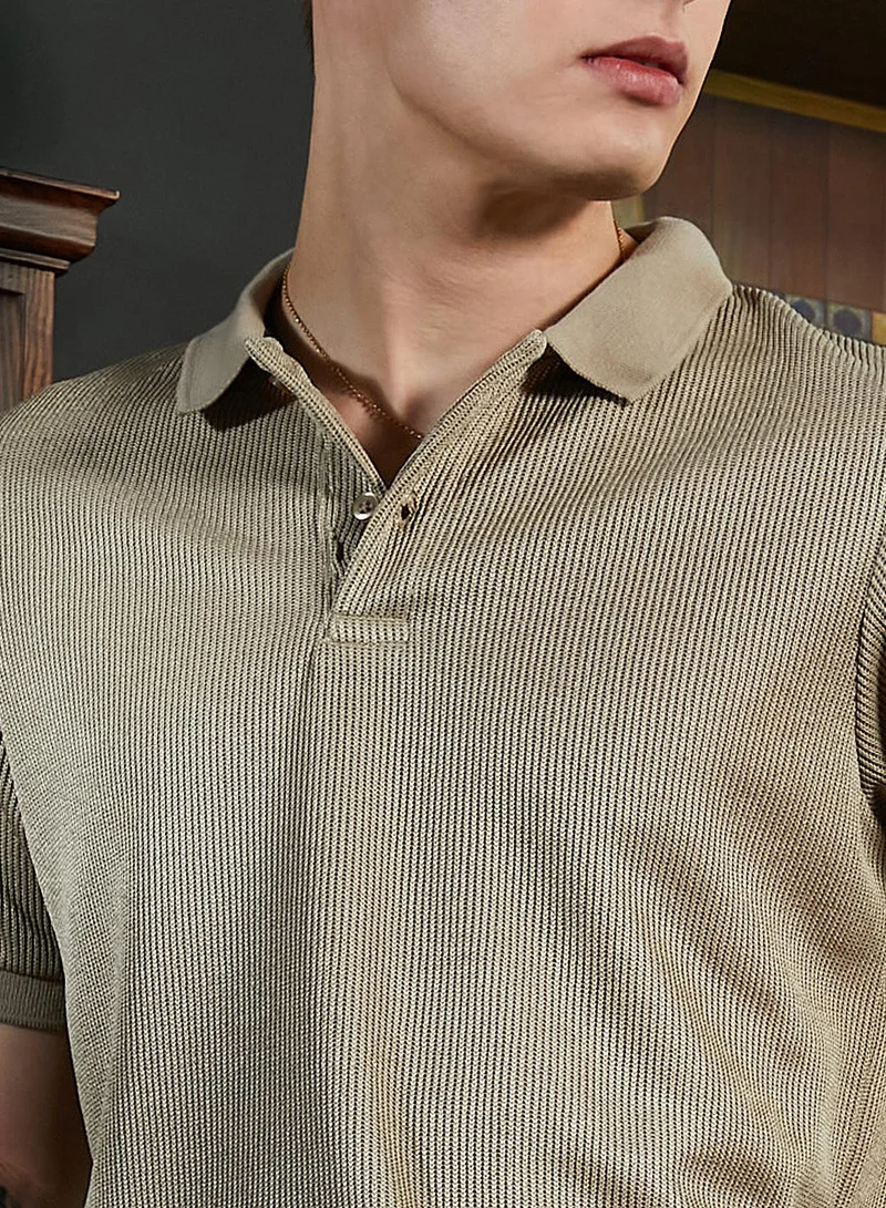 Campus Sutra Campus Sutra Men's Camel Beige Solid Ribbed Polo T-Shirt For Casual Wear | Polo Neck | Short Cuffed Sleeves | Half-Button Closure | T-Shirt Crafted With Comfort Fit For Everyday Wear