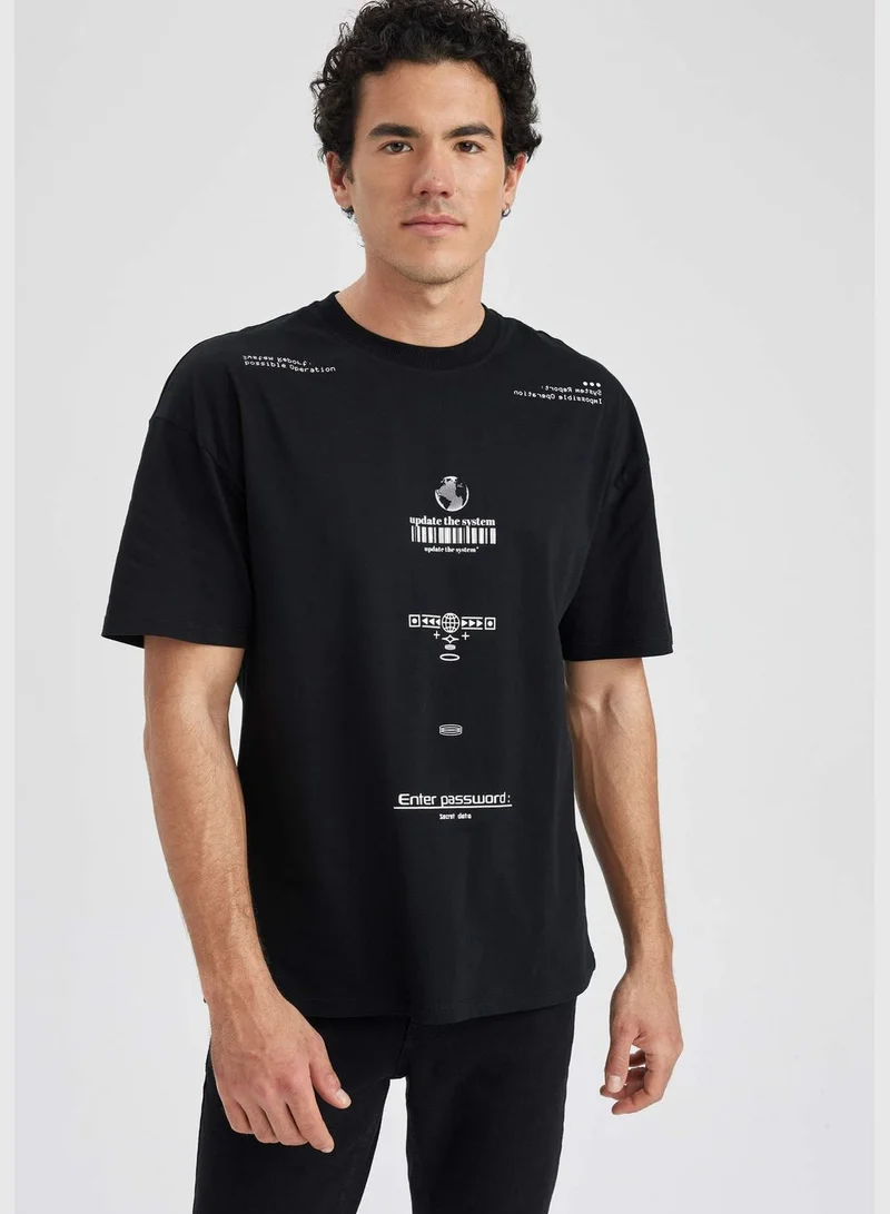 ديفاكتو Man Crew Neck Short Sleeve Knitted T-Shirt