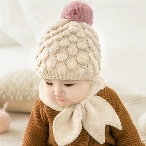 Plush Baby Knit Hat and Scarf Set 5565 beige  - Image 1
