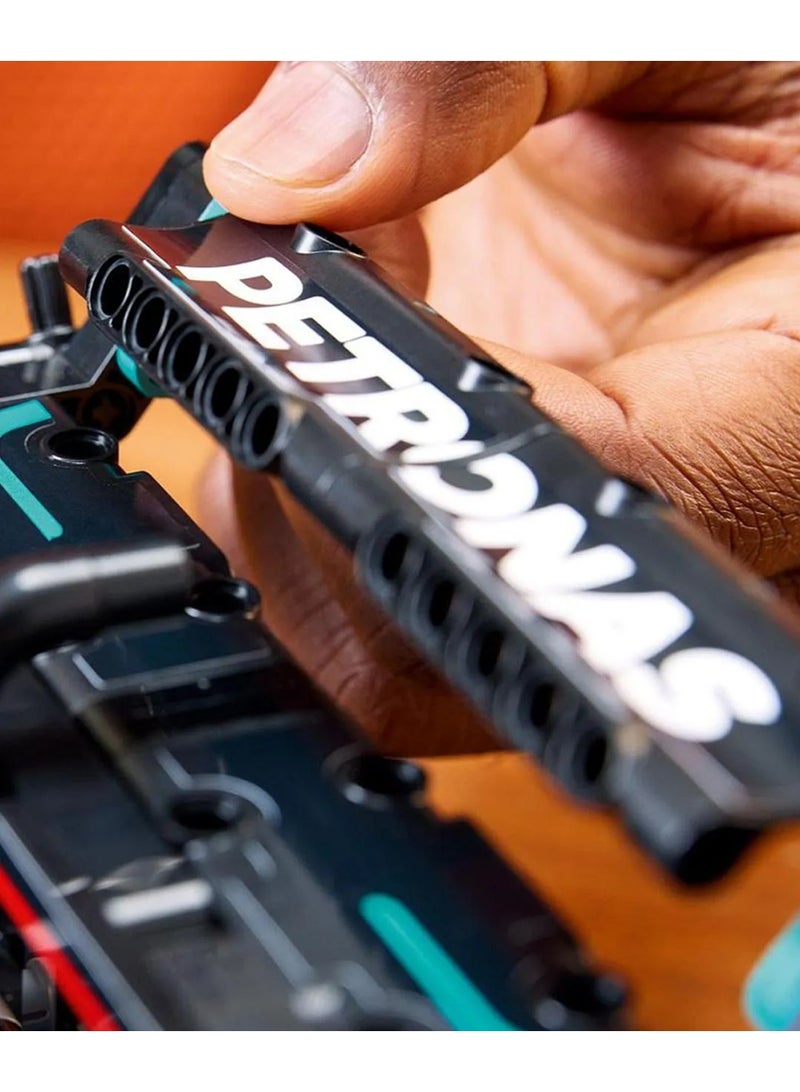 LEGO Technic Mercedes-AMG F1 W14 E Performance 42171 - 1642 Pieces - Image 3