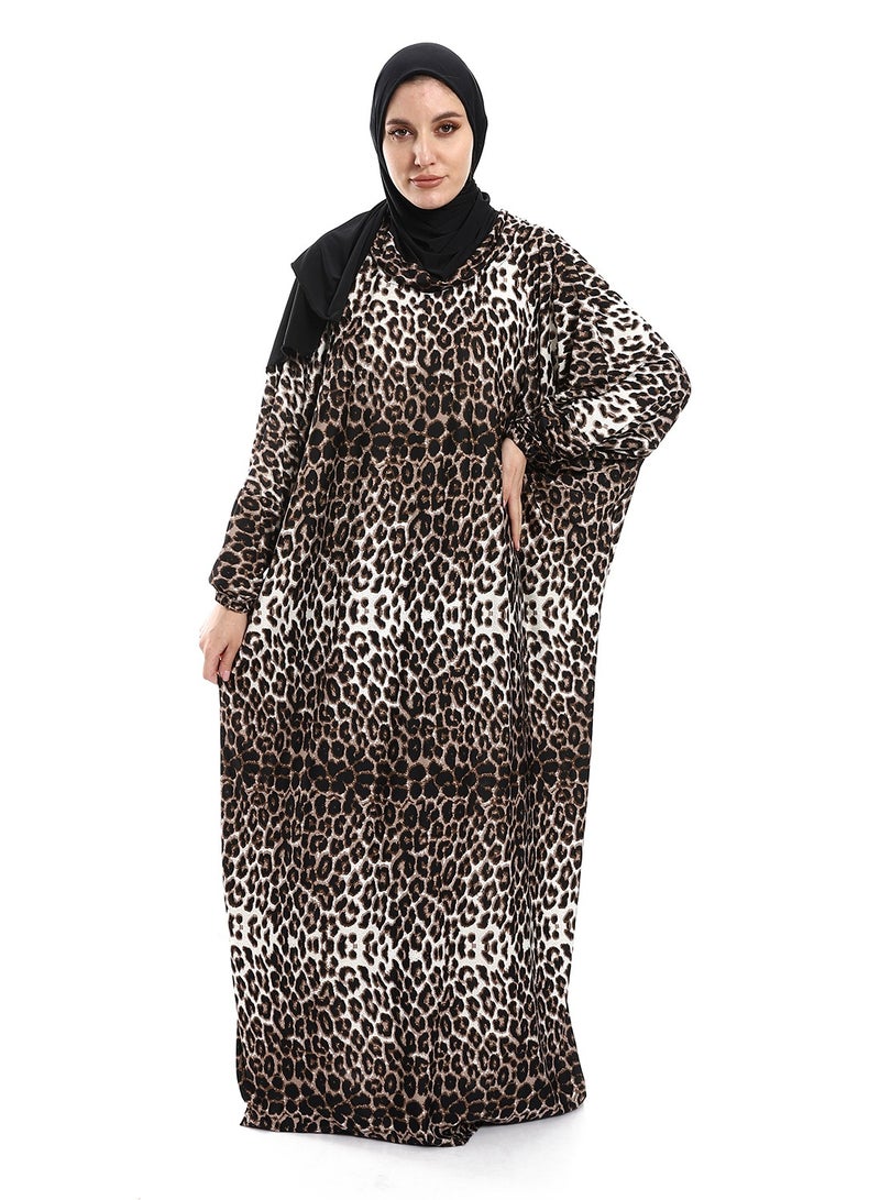 Caesar Women's tiger print hijab - Image 1