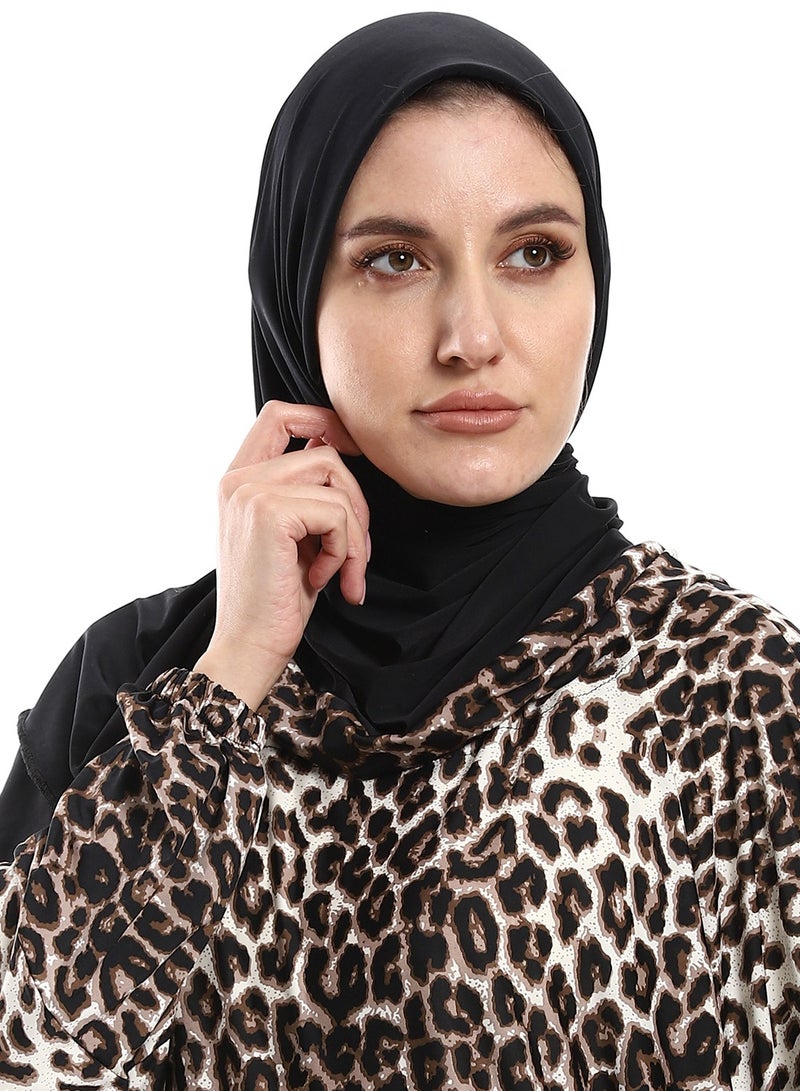 Caesar Women's tiger print hijab - Image 3