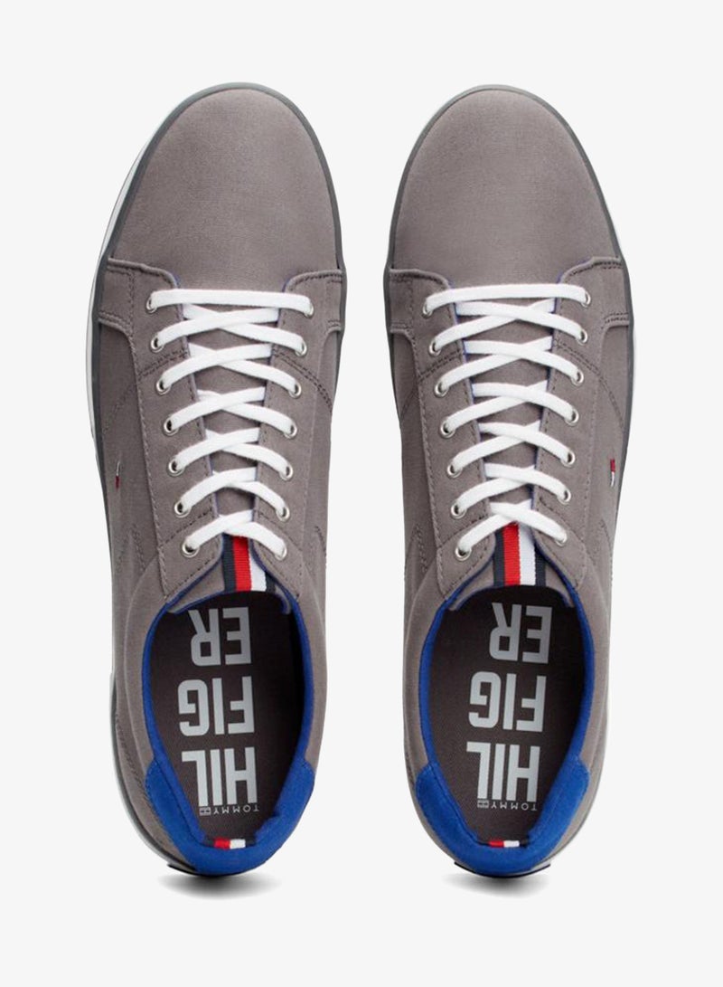 تومي هيلفيغر سنيكرز قماش برباط علوي قصير - Image 5