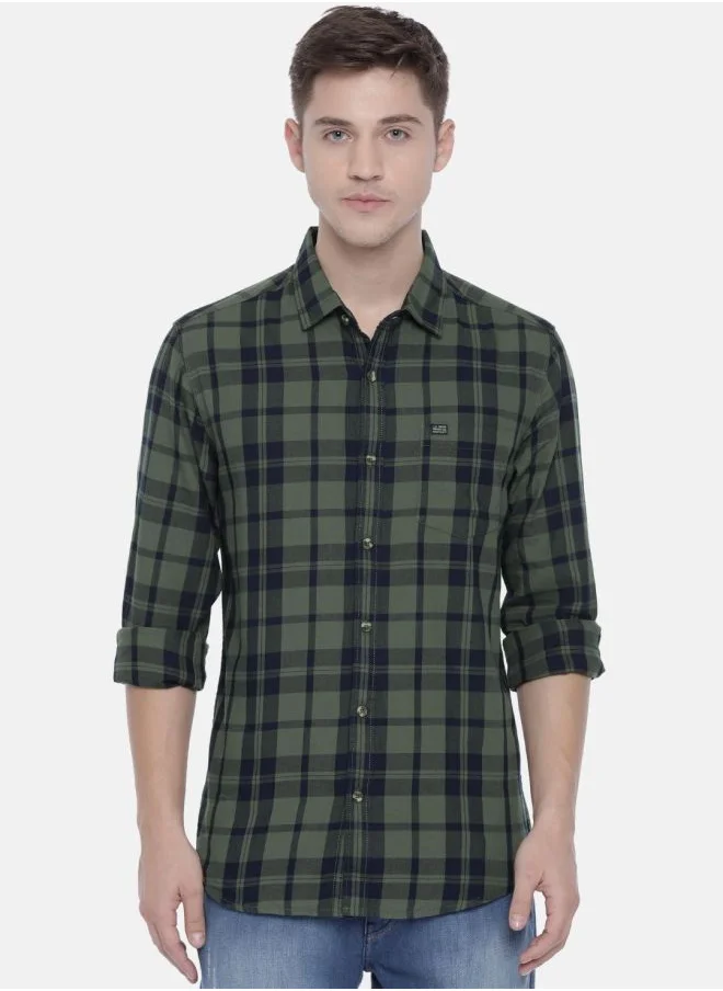 The Indian Garage Co Men Slim Fit Checkered Full Sleeves Spread Collar Casual Shirt