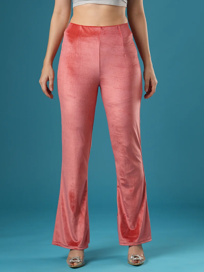 جلو باص جلوبس تريجينجز نسائي بقصة ضيقة من الأسفل وخصر متوسط ومرونة عالية