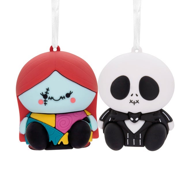 BETTER TOGETHER DISNEY TIM BURTONS THE NIGHTMARE BEFORE CHRISTMAS JACK AND SALLY MAGNETIC CHRISTMAS ORNAMENTS SET OF 2 SHATTERPROOF