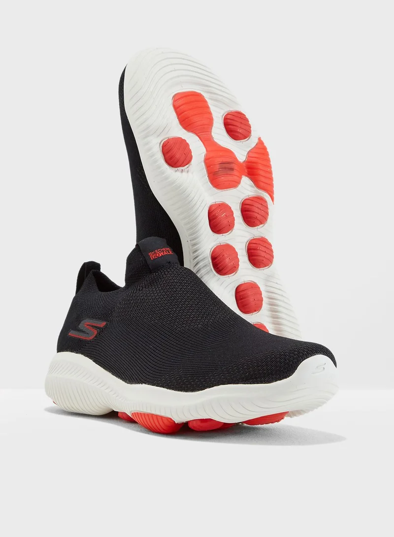SKECHERS Go Walk Revolution Ultra