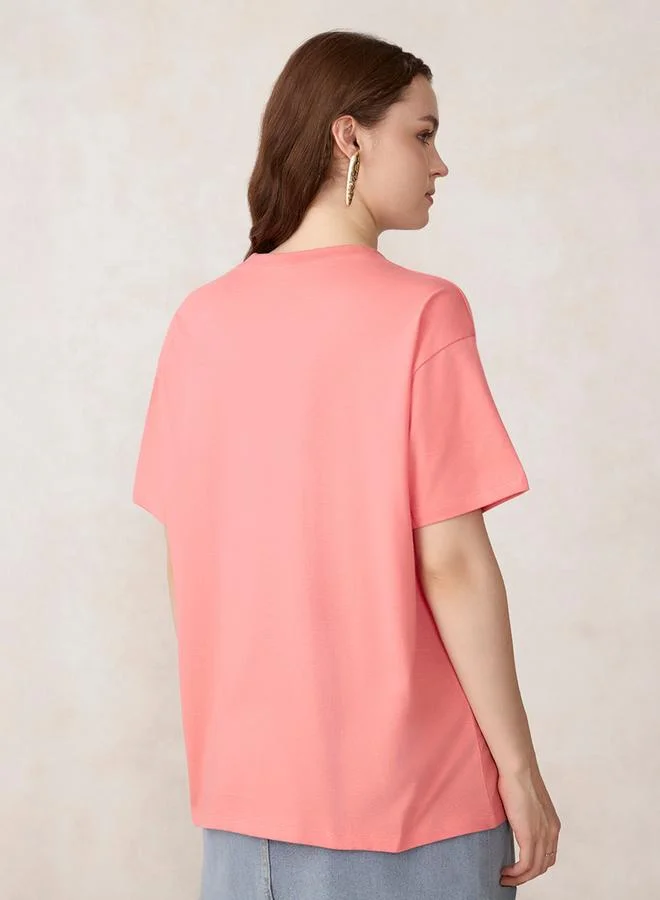 Outzidr  Pink Graphic Oversized T-Shirt - 100% Cotton for Women | Best Price UAE