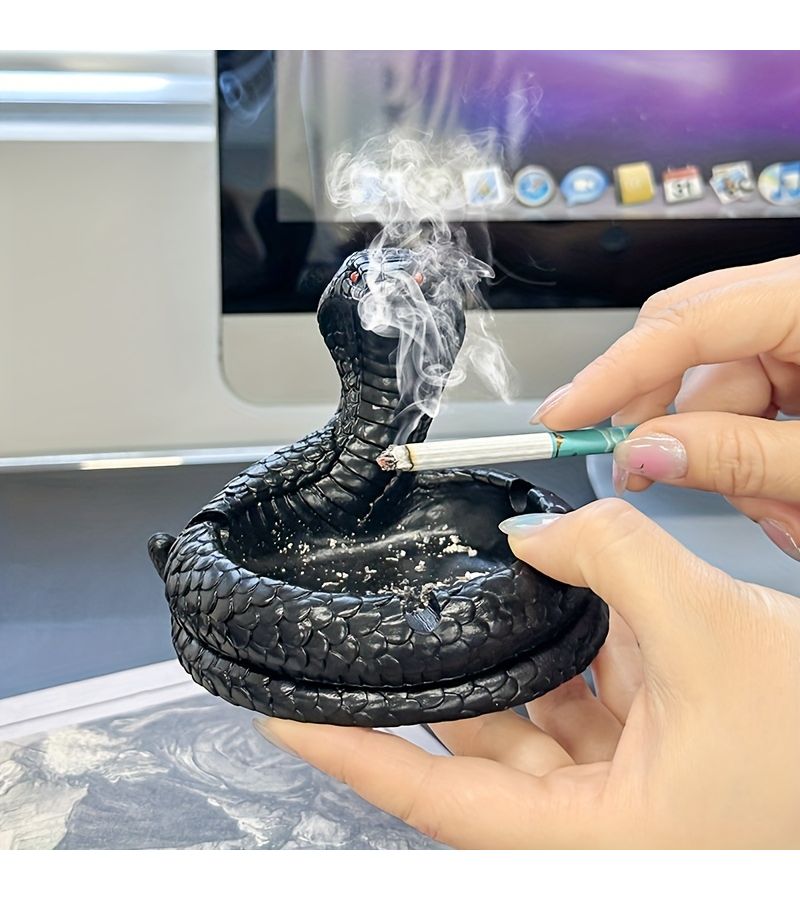 High Appearance Cobra Ashtray 1pc Creative Home Decor for Living Room Bedroom - Image 1