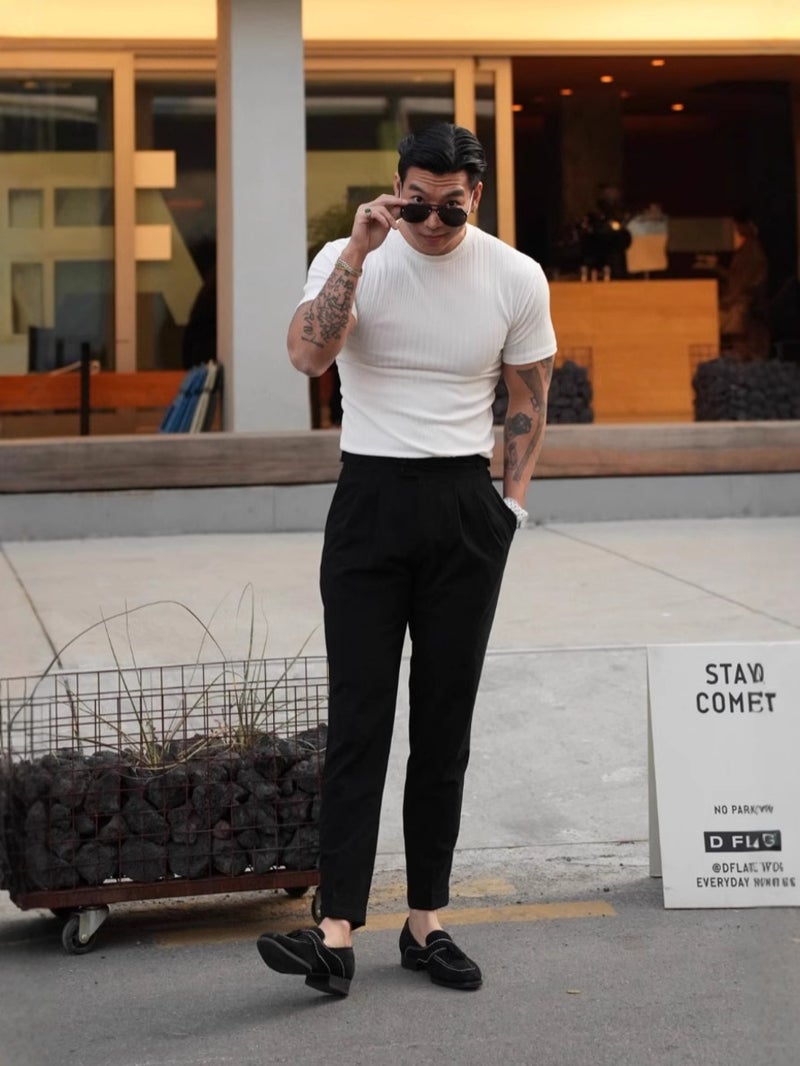 Summer New Ins Trendy Brand Muscle Fitness Men's Fitness Casual Round Neck Elastic Round Neck Short-Sleeved Vertical Strip T-Shirt for Men - Image 4