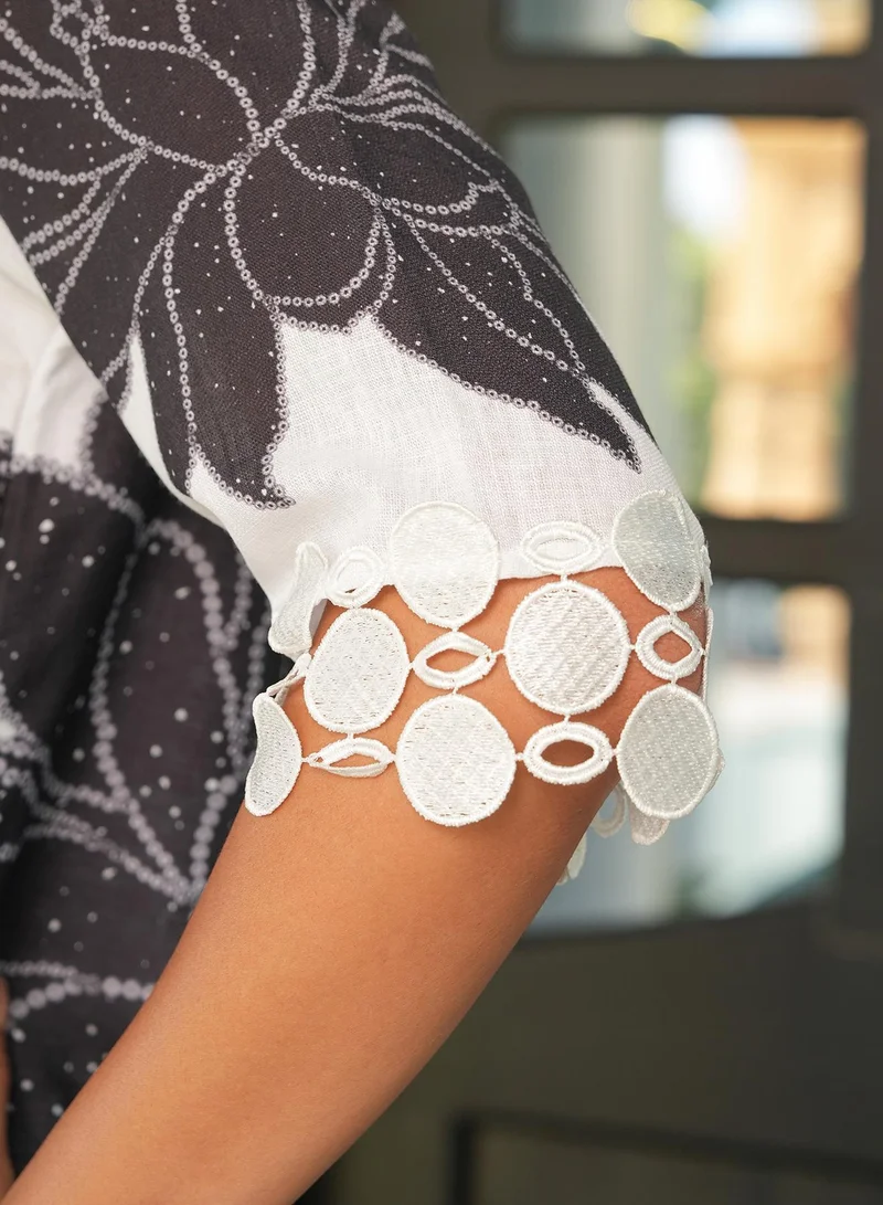 QISSA  Women's Daisy White Dahlia Imprint Kurta Set for Women | Best Price UAE