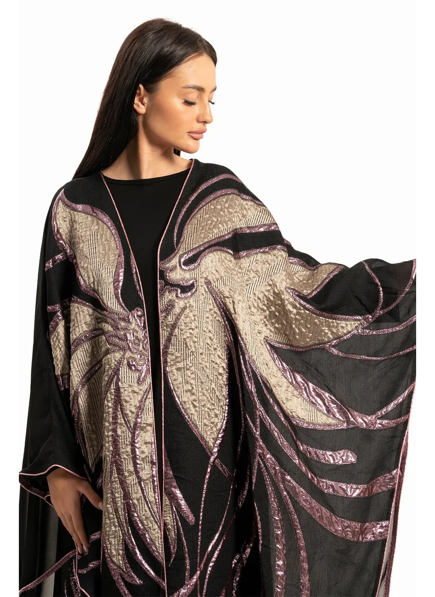 وي كرييت Women Black with Linear Motif Kaftan By WECRE8