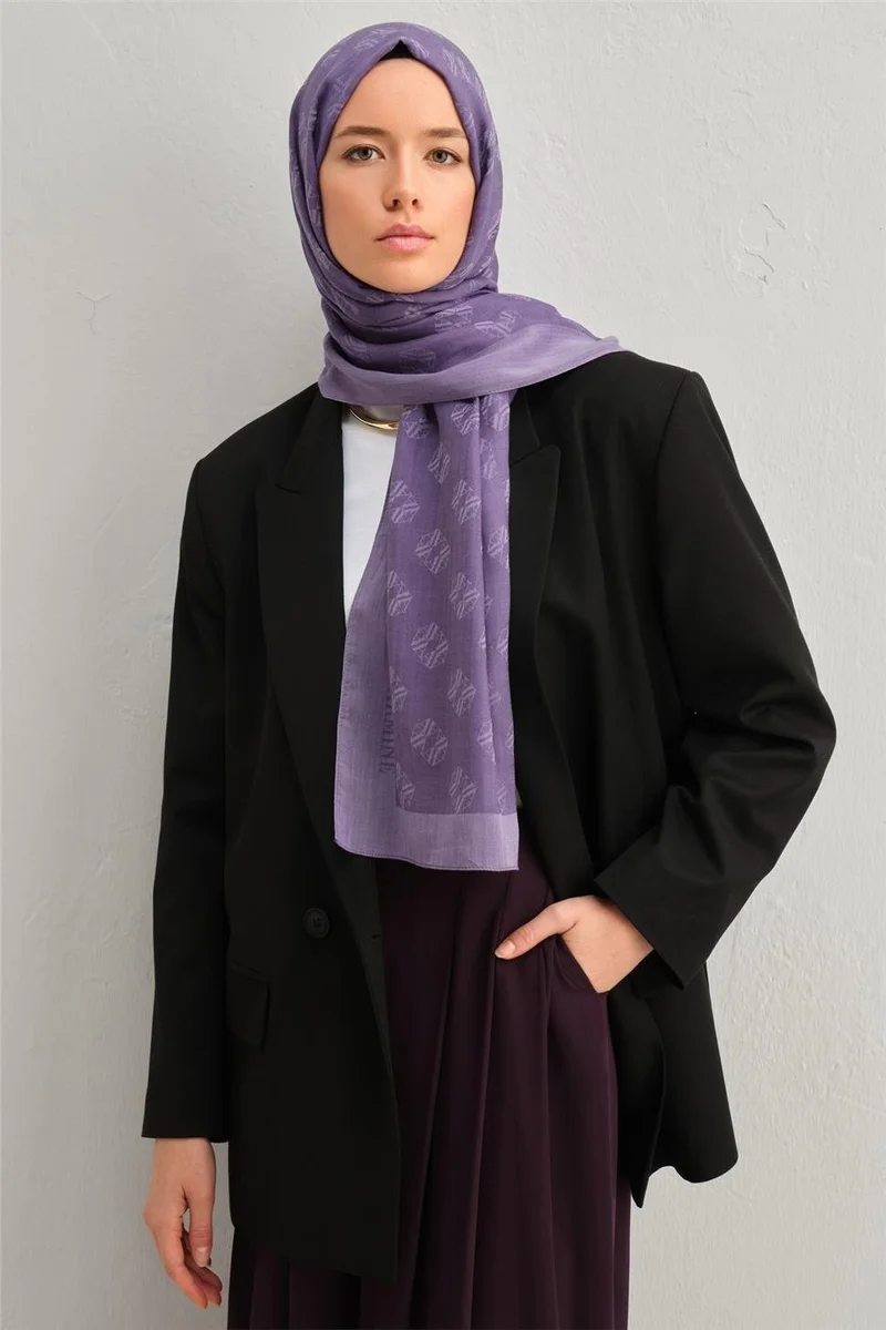 ARMINE شال تينسل حرير بنقشة المونوغرام مينيمال 3298