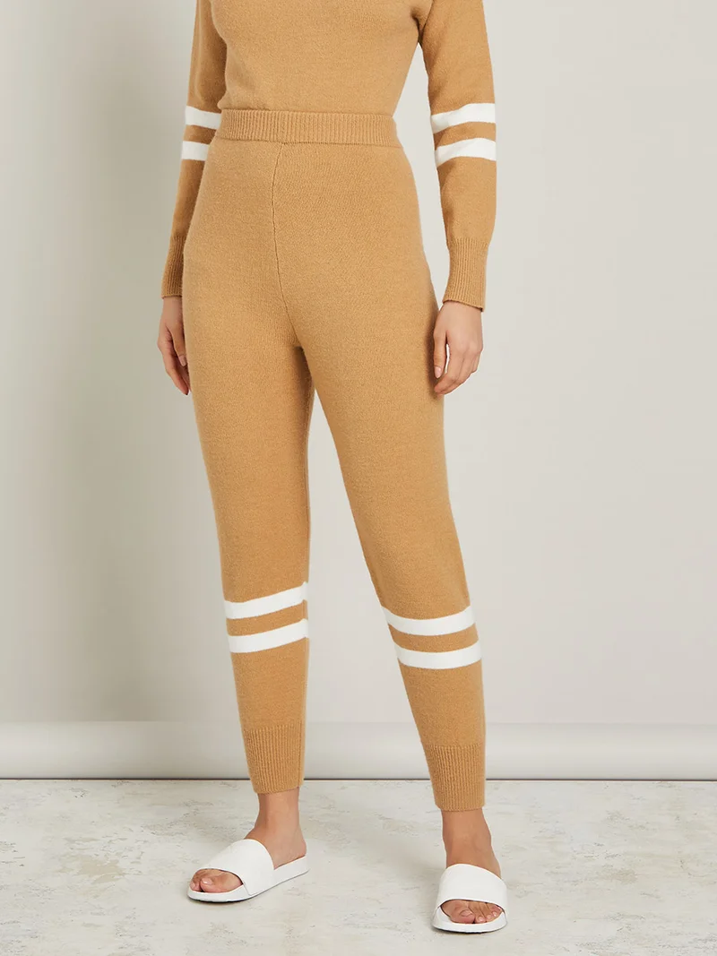 Styli Chunky Knit Stripe Detail Off Shoulder Long Sleeves Top and Cuff Jogger Lounge Set