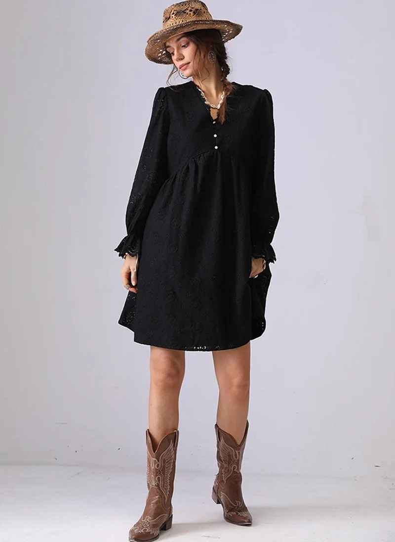 YUNIQEE Black A-Line V-Neck Above Knee Dress