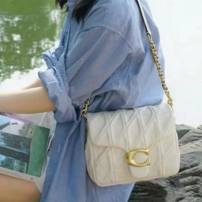 New Kou C Family Show Tabby Square Fat Sheepskin C- Button Chain Rhombic Single-Shoulder Crossbody Portable Small Square Bag - Image 3