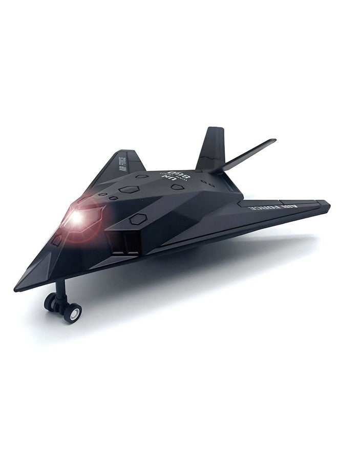 Diecast Stealth Fighter Jet Metal Military Airplane Toy - 1:400 Scale Alloy Model Tactical Aircraft with Pullback Action, Lights and Sound - Image 1