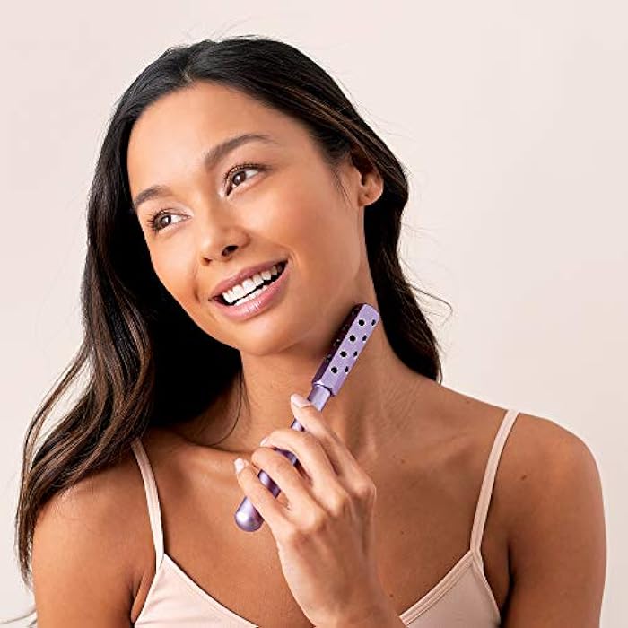 Plum Beauty Uplifting Facial Roller - Image 3