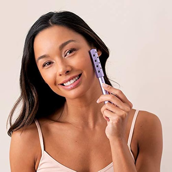 Plum Beauty Uplifting Facial Roller - Image 2