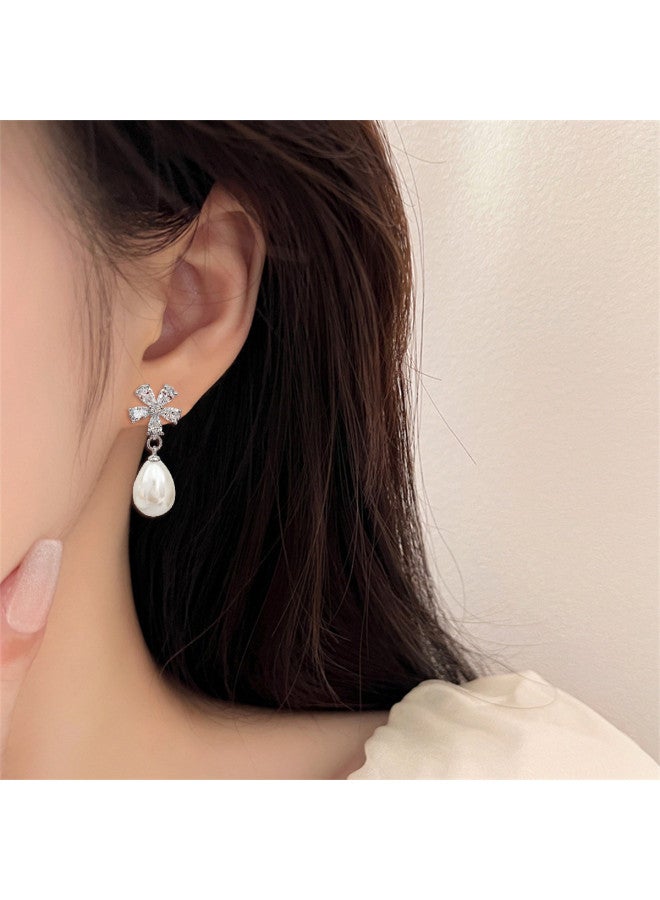 pincai Fashionable And Versatile Earring Design, Snowflake Ear Studs, High-end Minimalist Luxury Niche Ear Accessories, Elegant Style - Image 5