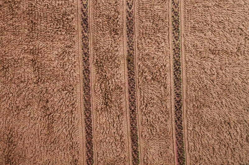 Bombay Dyeing Flora 400 GSM Cotton Bath Towel - Large, Brown - Image 3