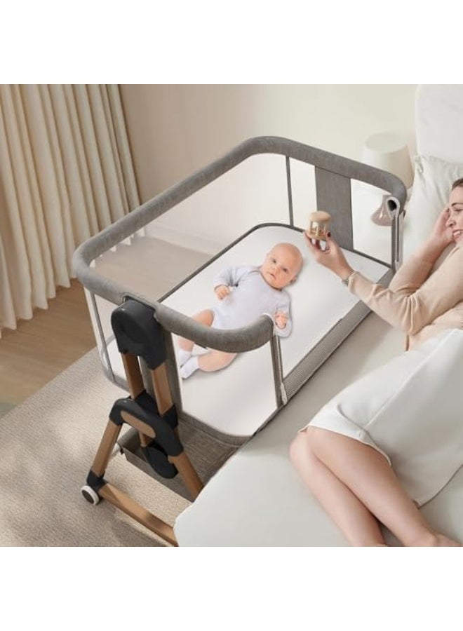 سرير أطفال محمول 4 في 1، سرير جنب السرير مع مرتبة مريحة وعجلات، سرير هزاز قابل للتعديل بارتفاعات متعددة، جوانب شبكية بالكامل للأطفال حديثي الولادة - Image 1