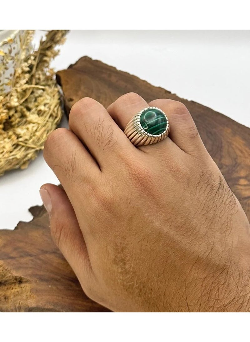 OtherMax Natural malachite ring - Image 1