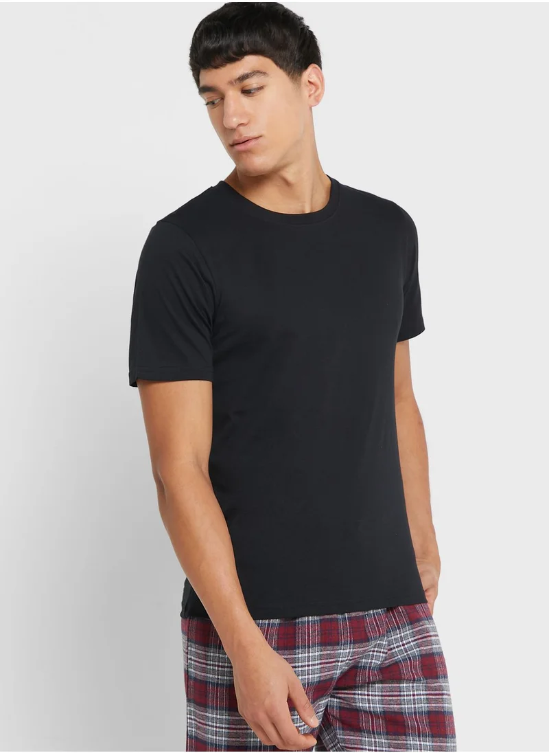 Seventy Five T Shirt And Pant Nightwear Set