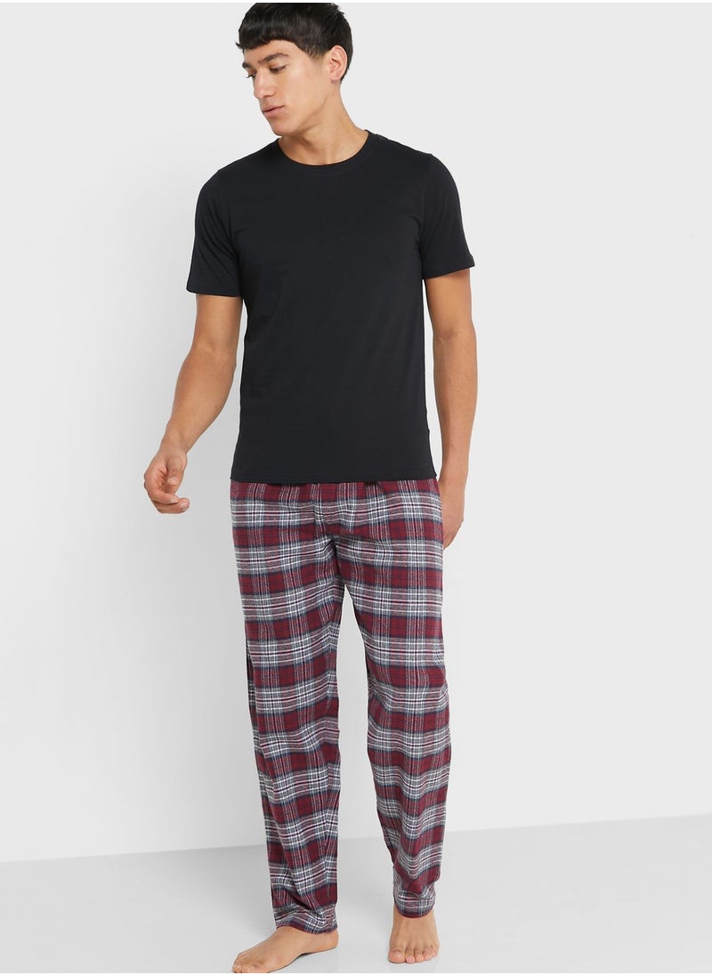 Seventy Five T Shirt And Pant Nightwear Set  - Image 5