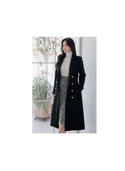 Winter jacket elegance and comfort in the cold season, a combination of elegance and warmth, available in black, made of felt