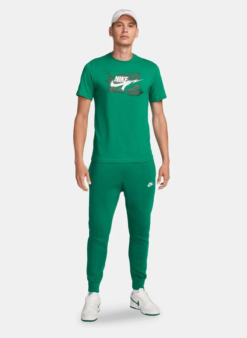 Nike Men's Sportswear Club T-Shirt