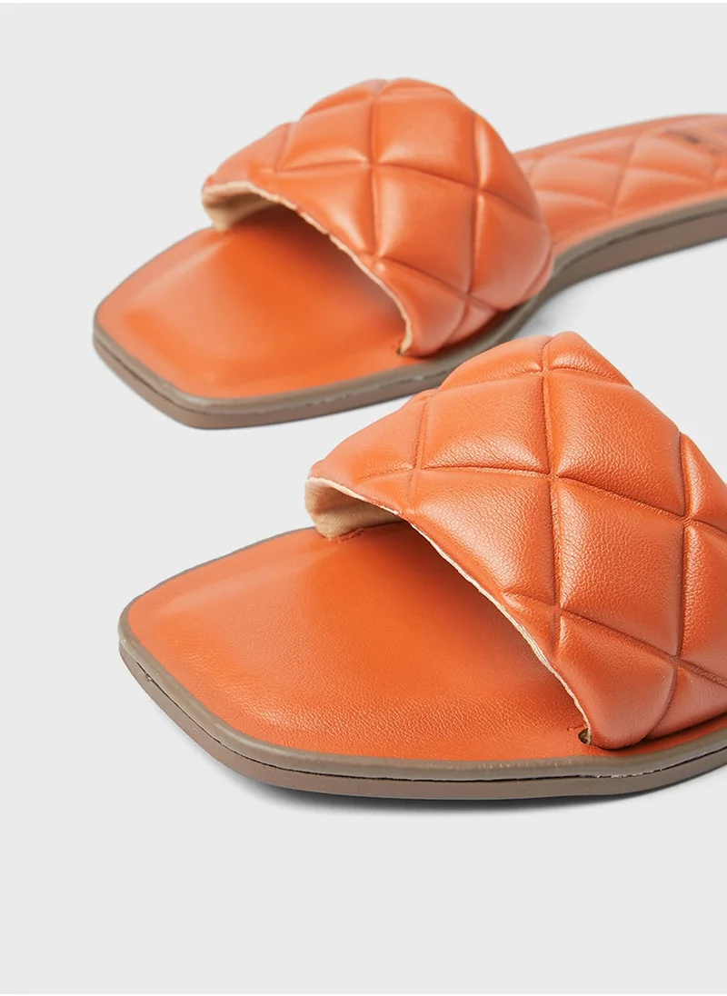 CALL IT SPRING Buffy Quilted Flat Sandals