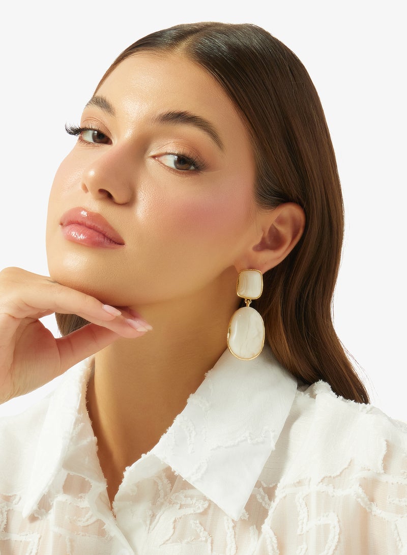 ELLA Resin Drop Down Earrings - Image 3