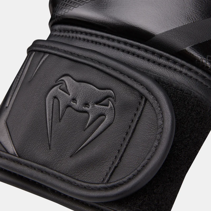 VENUM Challenger 3.0 Boxing Gloves