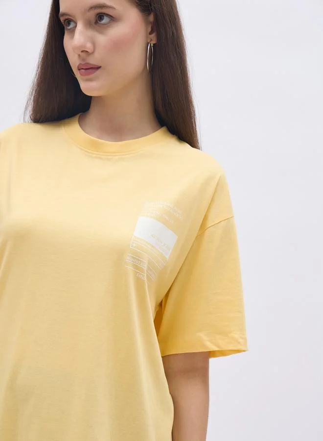 Styli Styli Round Neck Printed Oversized T-Shirt