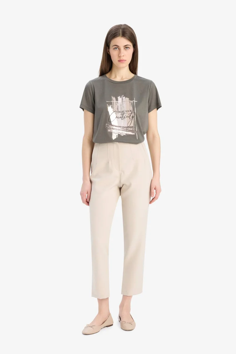 ديفاكتو Relax Fit Crew Neck Printed T-Shirt