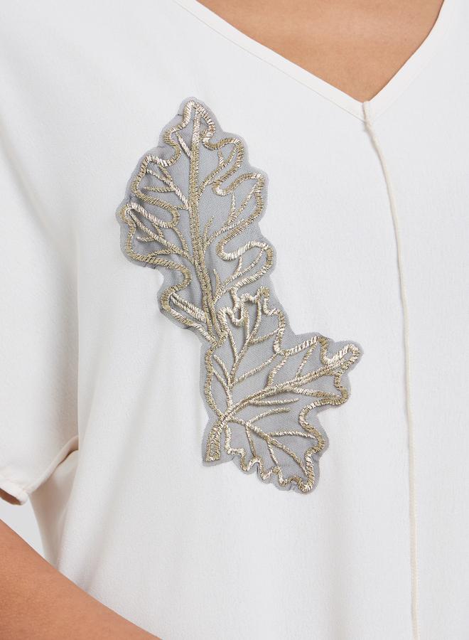 Amirah White A-Line Under Abaya Jalabiya with Patch Detail - Image 3