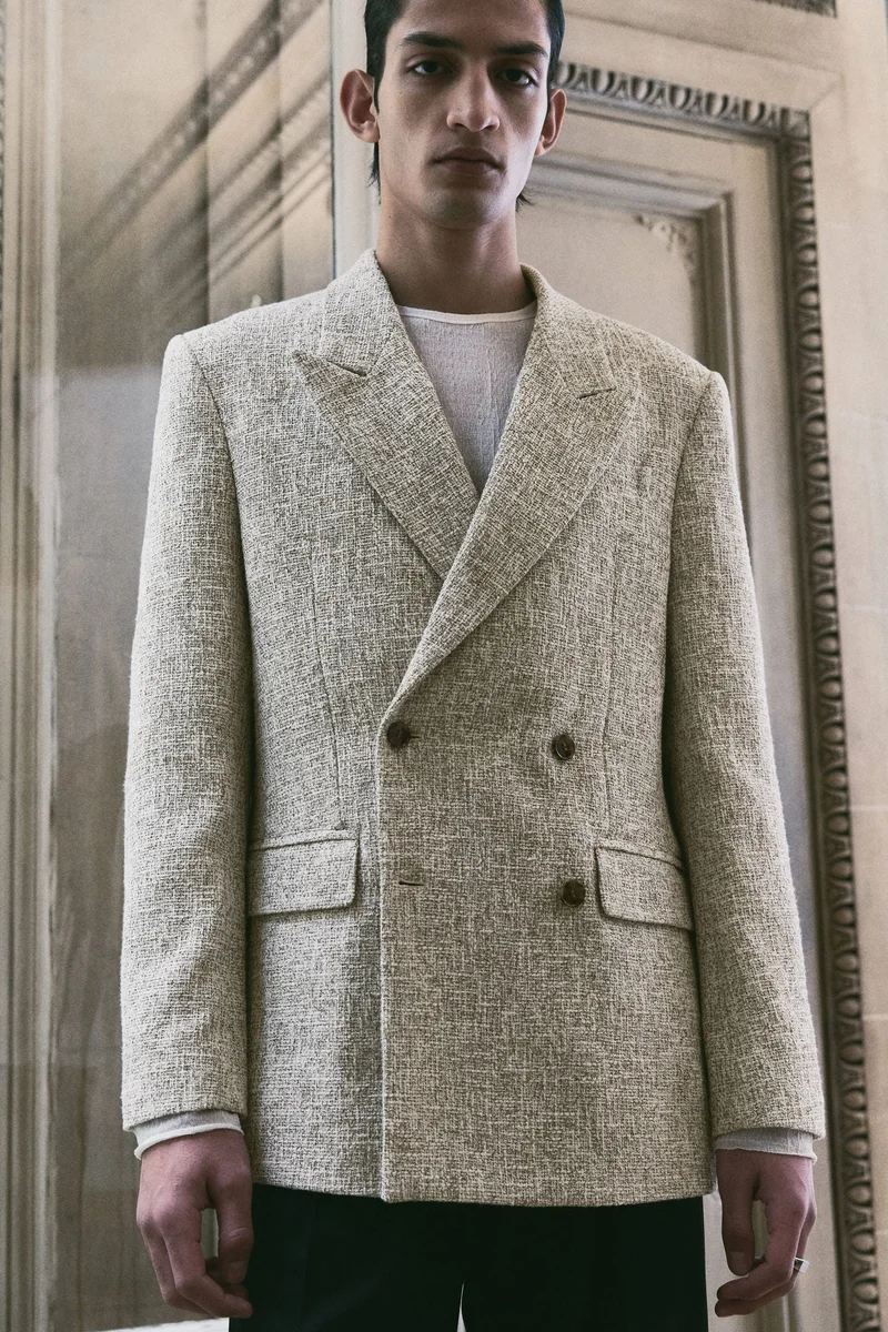 اتش اند ام جاكيت بصفّ أزرار مزدوجة بقصّة فضفاضة