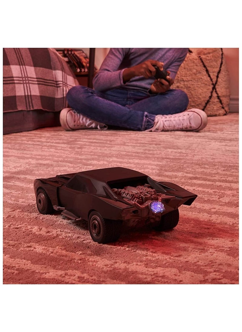 DC Comics - DC Batman Movie RC Turbo Boost Batmobile - Image 1