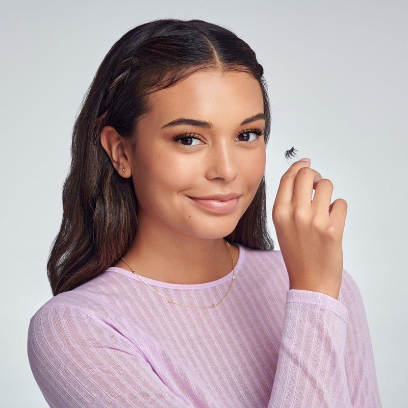 Impress KISS imPRESS Falsies Easy Tab Press On Self Adhesive Eyelashes, Black, 'Classy Natural', 1 Pair of 6mm-7mm Inner Natural Volume Eyelash Clusters & 1 Pair of 6mm-10mm Outer Half-Lashes with Easy Tabs - Image 3