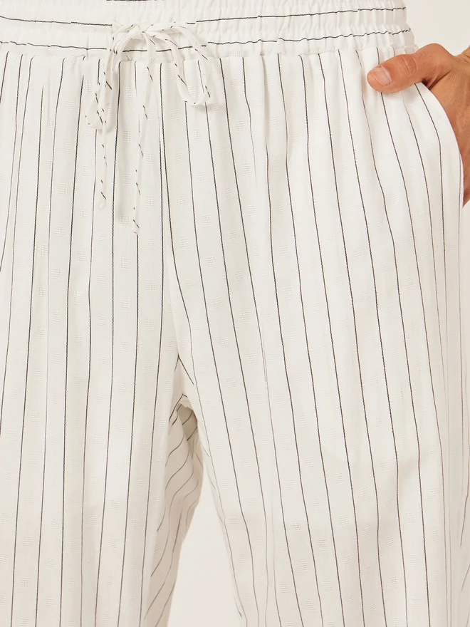 Styli Styli Striped Drawstring Waist Relaxed Fit Pants with Pockets