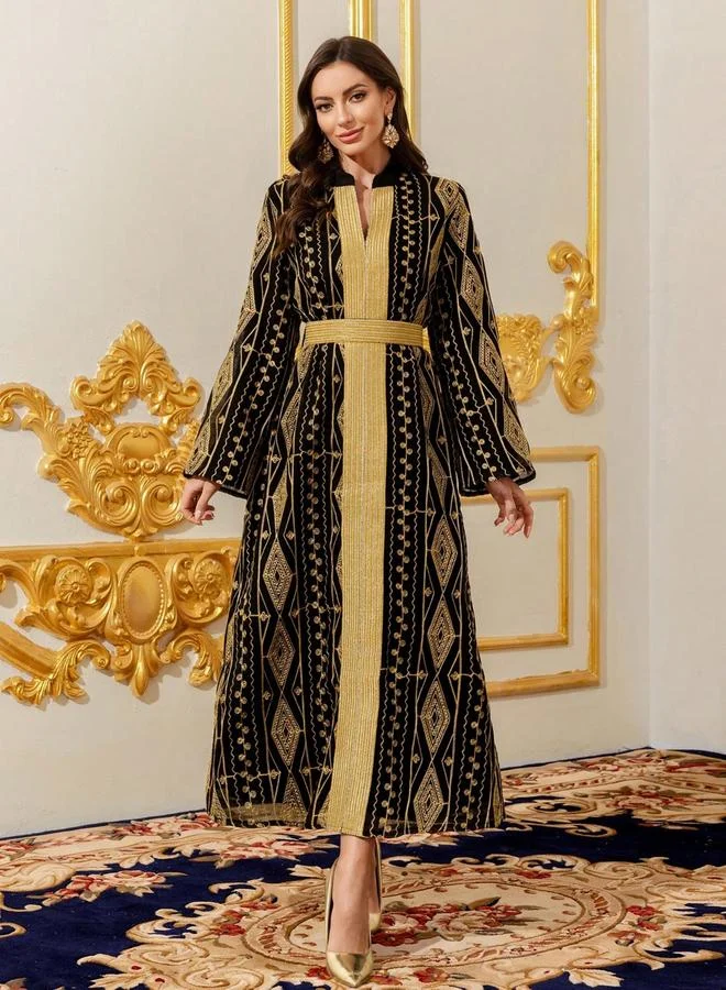 تايك تو جلابية مطرزة مع حزام