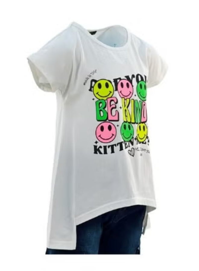 جوانا تي شيرت فتيات بظهر طويل برقبة دائرية وأكمام قصيرة مع طبعة وجه مبتسم وعبارة "كن لطيفًا" - أبيض - 4 سنوات - Image 4