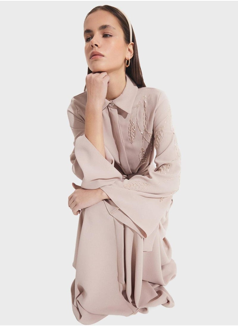 جون فستان ماكسي مطرز بحزام - Image 3