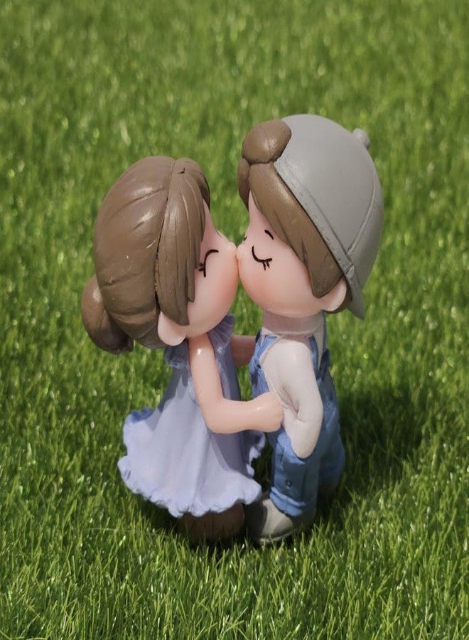 ARUNA DECOR Miniature Cute Couple Figurines, Decorative Dollhouse Accessories, Collectible Gift Set, Mini Garden Decoration - Image 1