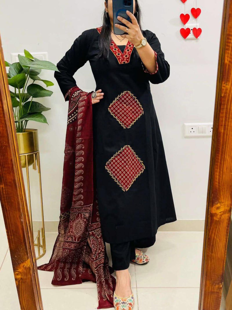 ANNI Designer Women's Rayon Viscose Anarkali Printed Kurta with Pant & Dupatta (JIYYA Black_M_Black_Medium) - Image 2