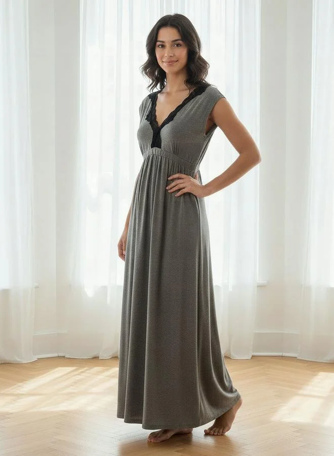 أدريا قميص نوم قصير بأكمام قصيرة مزين بالدانتيل